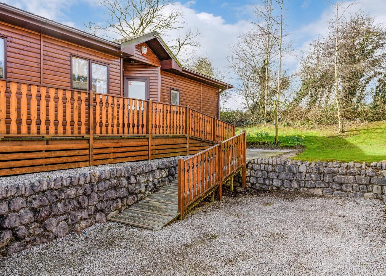 South Lakeland Leisure Village Hornby  Exterior photo